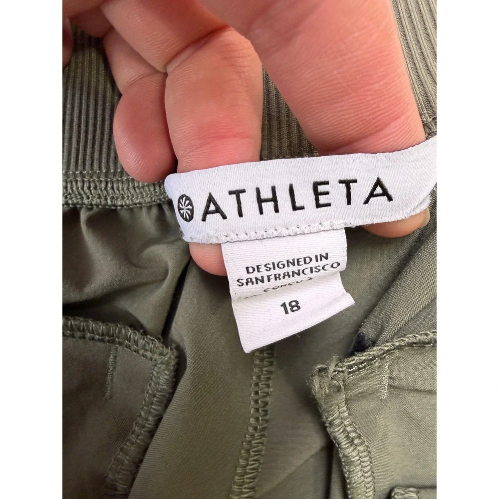 Athleta Brooklyn Mid Rise Ankle Pant‎ Women Size 18 Green Travel Commute Active